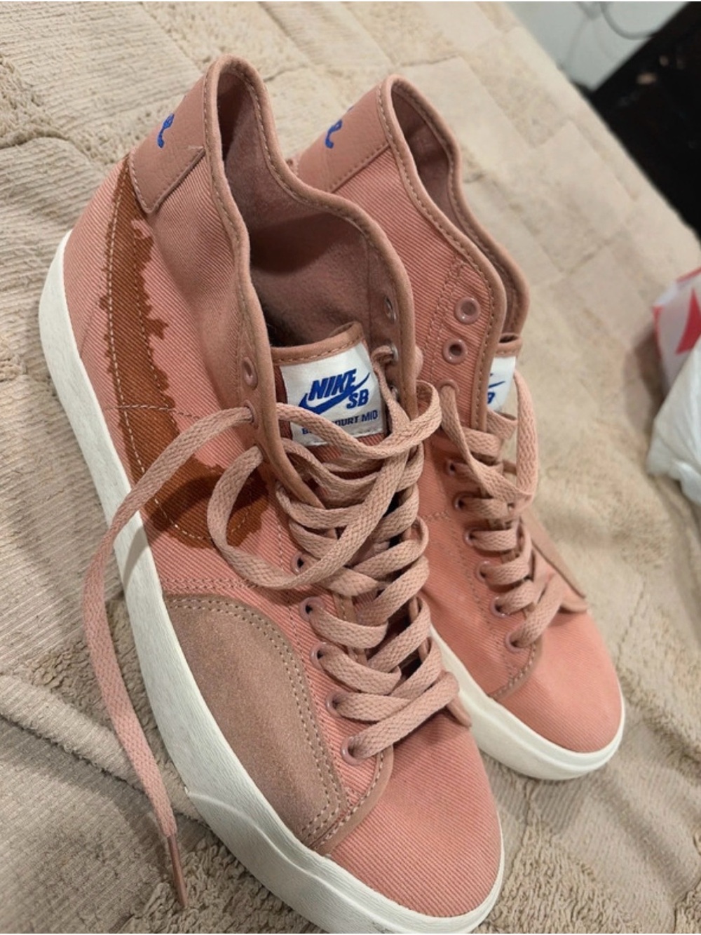 Nike SB Men’s Mid-Top Sneakers in Dusty Pink